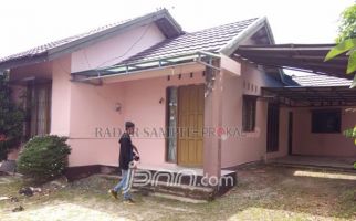 Rumah Pink Saksi Bisu Ulah Oknum Bupati-Istri Polisi - JPNN.com