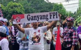 Ngeri..Kubu Ahok Kembali Bentangkan Spanduk Untuk FPI - JPNN.com