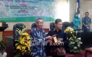 Kementan Bagikan 30 Ribu Bibit Cabai Kepada Ibu-Ibu PKK - JPNN.com