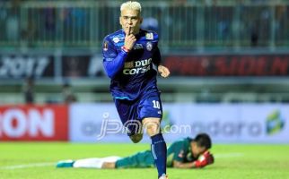 Cristian Gonzales Hanya Doyan Daging Impor - JPNN.com