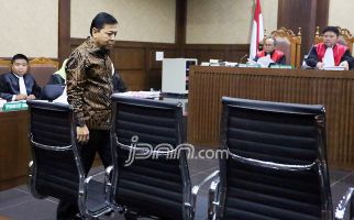 Hakim Minta Setnov Tak Bohong soal Duit Andi Narogong - JPNN.com