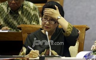 Menteri Nila Imbau Wartawan Rutin Cek Kesehatan - JPNN.com
