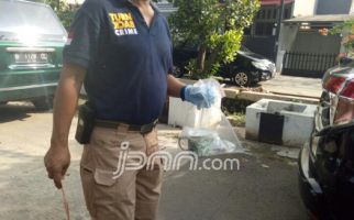Nih, Cangkir yang Digunakan untuk Menyiram Novel - JPNN.com
