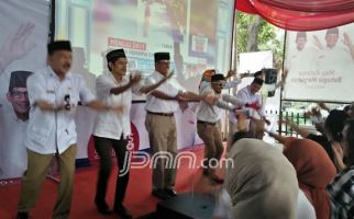 Anies Senang dan Mulai Berjoget - JPNN.com