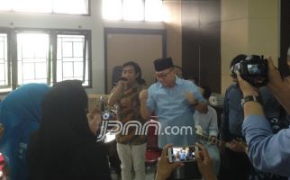 Ketua MPR Asyik Berjoget Saat Sosialisasi Empat Pilar Kebangsaan - JPNN.com