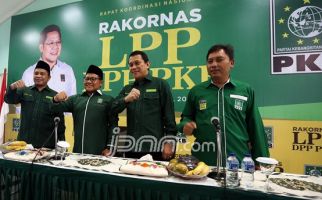 PKB: Daya Beli Masyarakat Semakin Lemah - JPNN.com