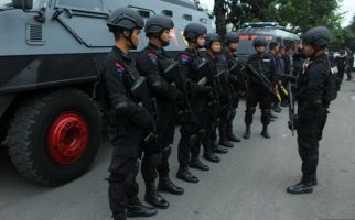 300 Personel Brimob dari Sumsel dan Jatim Perkuat Pasukan di Papua Barat - JPNN.com