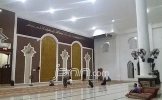Anggaran Bangun Masjid Rp 8 Miliar tapi Kondisinya Memprihatikan - JPNN.com