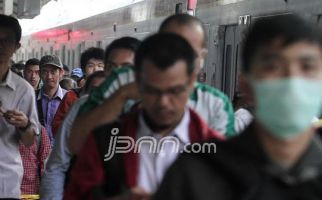 Stasiun Tanah Abang dan Palmerah Kembali Beroperasi Normal - JPNN.com