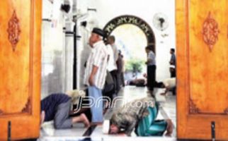 Kisah Sunan Ampel dan Masjid Rahmat yang Dibangun Semalam - JPNN.com