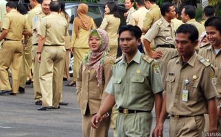 THR PNS Telan Dana Rp 10 Triliun - JPNN.com