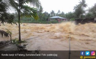 BNPB Sebut 285 Jiwa di Padang Harus Mengungsi setelah Dikepung Banjir - JPNN.com