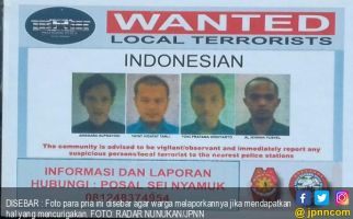 TNI Sebar Foto 4 Teroris, Ini Penampakannya - JPNN.com