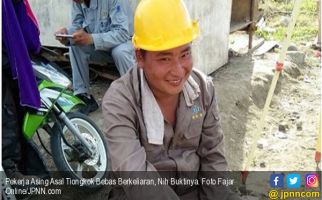 Pekerja Asing Asal Tiongkok Bebas Berkeliaran, Nih Buktinya - JPNN.com