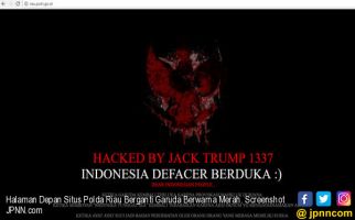 Halaman Depan Situs Polda Riau Berganti Garuda Berwarna Merah - JPNN.com