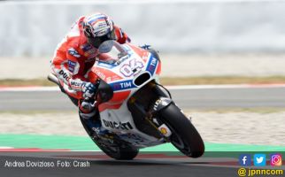 MotoGP Inggris: Fantastis Buat Dovizioso, Tragis Untuk Rossi - JPNN.com