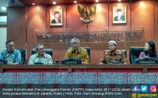 DKPP Berhentikan Delapan Penyelenggara Pemilu Sulsel - JPNN.com