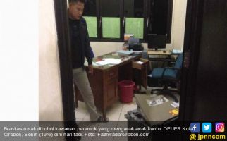 Rampok Beraksi di Kantor Dinas PU, Brankas Dibongkar, Dua Satpam Disekap - JPNN.com