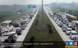 Kendaraan Berat Masuk Tol Jelang Natal Bakal Ditilang - JPNN.com