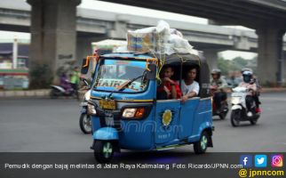 Gantikan Bemo, Bajaj Roda Empat Diuji Coba - JPNN.com