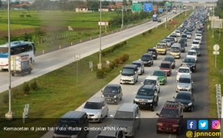 Sejak Pagi Arus Kendaraan ke Jakarta Makin Bertambah - JPNN.com