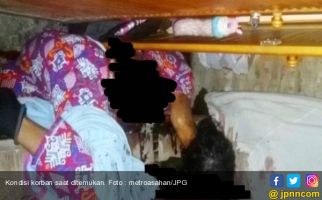 Ngeri! Dua Perempuan Tewas Bersimbah Darah di Atas Ranjang - JPNN.com