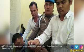Perwira Polisi Terlibat Kasus Narkoba Ditangkap, Lihat Dikeler Rekannya Sendiri - JPNN.com