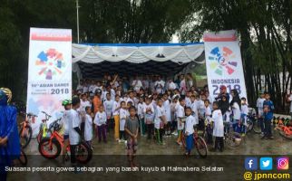 Basah-Basahan di Gowes Pesona Nusantara Halmahera Selatan - JPNN.com