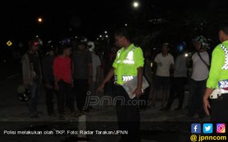 2 Motor dan 1 Mobil Tabrakan, Mengerikan Bangeeeettttt - JPNN.com