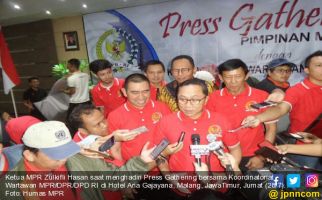 Pers Harus Jadi Pilar Demokrasi yang Mempersatukan - JPNN.com