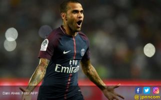 Alves Bawa PSG Kalahkan AS Monaco di Piala Super Prancis - JPNN.com