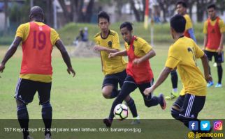 Kepri Jaya FC Liburkan Pemain Sembari Menunggu Jadwal Pasti - JPNN.com