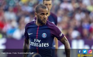 Alves Ungkap soal Neymar dan Kepindahannya dari Juventus - JPNN.com