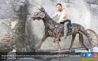 Brigadir Budi Santoso, Polisi Menyambi Seniman Besi Bekas dengan Karya Jempolan - JPNN.com