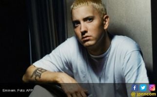 Rumah Eminem Dibobol Penyusup, Jendela Dapur Pecah - JPNN.com