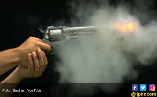 Remaja Todongkan Pistol Pakai Kaki, Dikira Lelucon, Ternyata! - JPNN.com