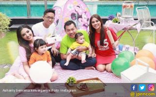 Liburan Akhir Tahun, Ashanty Boyong Keluarga ke Jepang - JPNN.com