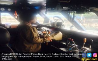 Senator Papua Kecam Menkopolhukam Terkait Penembakan di Deiyai - JPNN.com