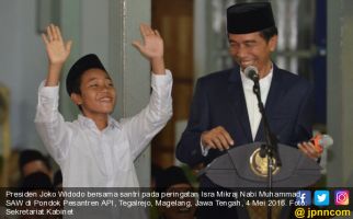 Terbukti, Jokowi Lebih Banyak Bekerja ketimbang Bangun Citra - JPNN.com