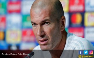 Air Mata Zidane Menetes saat Melihat Video Ayahnya - JPNN.com
