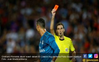 Kartu Merah di El Clasico, Ronaldo Terancam Hukuman 12 Pertandingan - JPNN.com