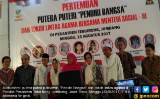 Khofifah Bersama Putera-Puteri Pahlawan Serukan Revitalisasi dan Aktualisasi Pancasila - JPNN.com