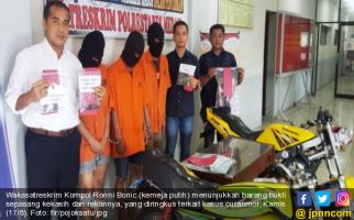 Sepasang Kekasih Kompak Curi Motor, Terekam CCTV, Dor! - JPNN.com