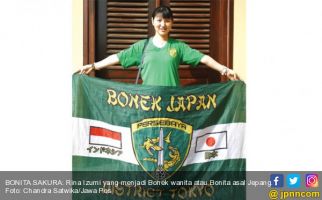 Hiu dan Buaya Bikin Gadis Jepang Ini Mencintai Persebaya - JPNN.com