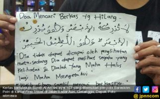 Ada Kertas Bertuliskan Doa Mencari Berkas di Kantor First Travel, Begini Isinya - JPNN.com