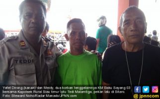 Korban Kapal Tenggelam Terombang-ambing di Laut 23 Jam, Makan Gabus Pelampung - JPNN.com