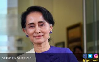 Wanita Rohingya Diperkosa Beramai-Ramai, Suu Kyi Bisu Lagi - JPNN.com