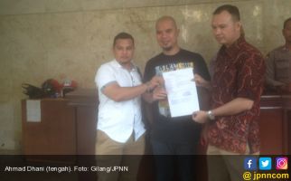 Ahmad Dhani Cuek Diperiksa Kasus Dugaan Hina Pendukung Ahok - JPNN.com