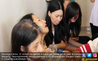 Ibu Korban Jerit Histeris di Rumah Sakit, Anakku, Anakku, Anakku... - JPNN.com