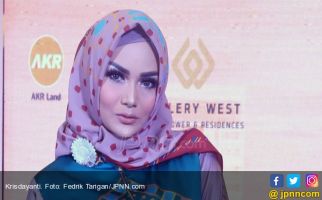 Krisdayanti Sarankan Siti Nurhaliza Baca Alquran Surah Yusuf - JPNN.com